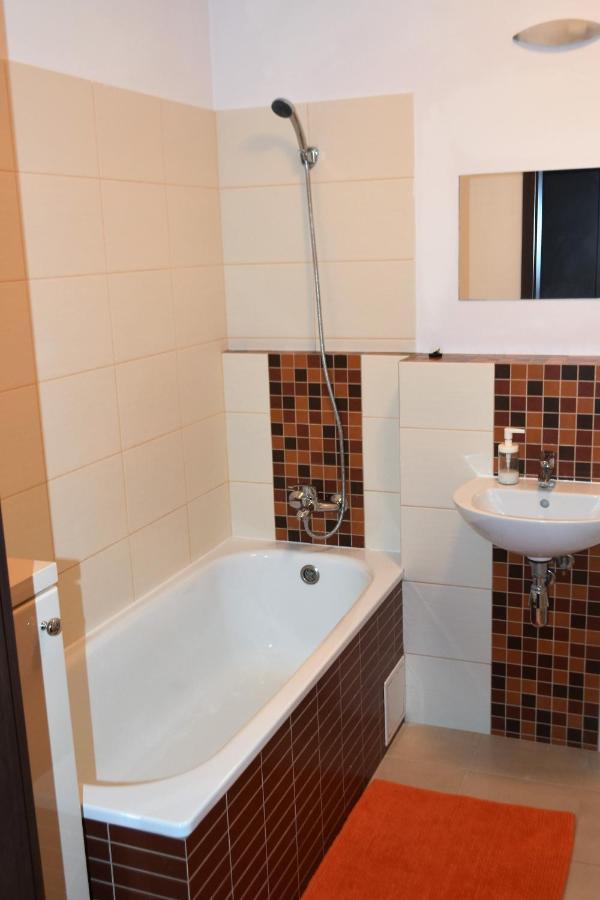 Apartament Ken49 Apartamento Varsovia Exterior foto